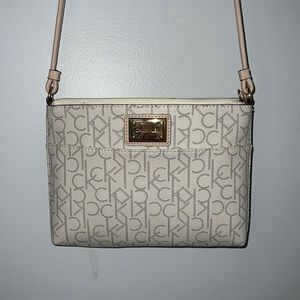 Calvin Klein crossbody